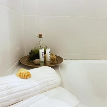 Amazing T2 With Sea View Pool Park Private Access To The